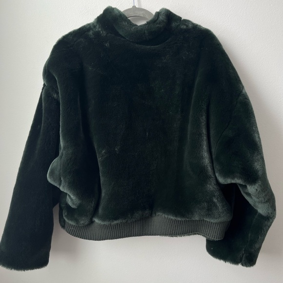Free people green faux fur fluffy zip jacket emerald mob wife bomber jacket - Picture 11 of 14
